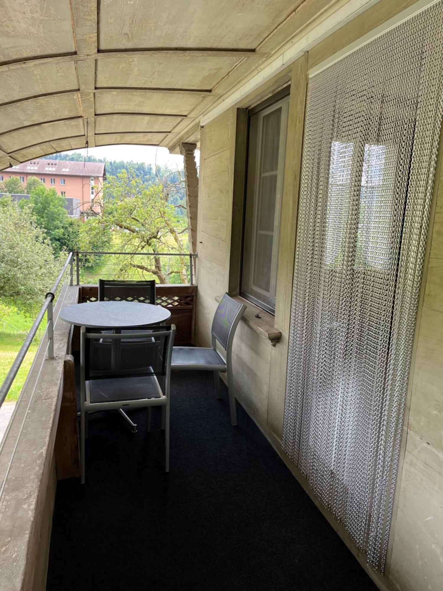 Ferienwohnung Auf Bauernhof Mit Hotpot Und Sauna Sumiswald Bagian luar foto